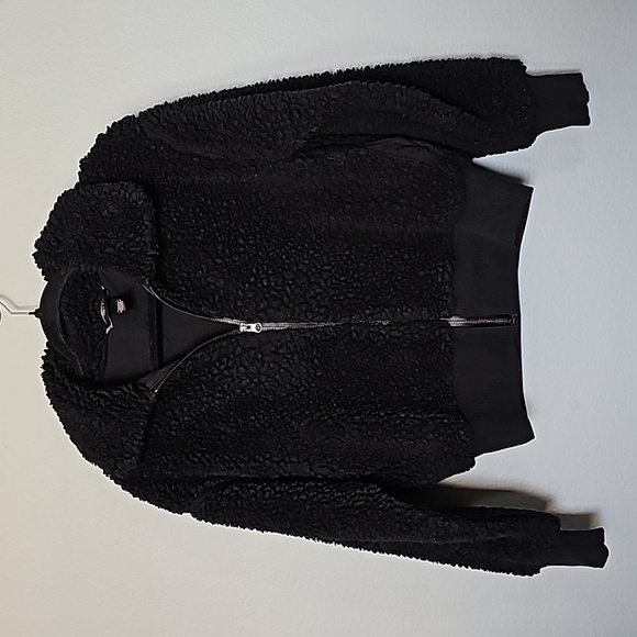 Victoria's Secret oversized XS plush sherpa black zipup Mobwife jacket - Picture 4 of 12